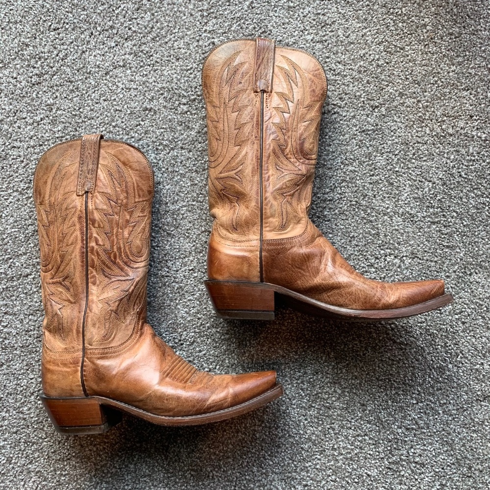 EUC Lucchese 1883 tan cowboy boots